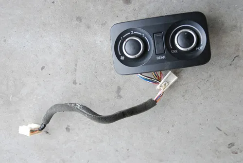 7820A278 Mitsubishi Pajero Climate control unit