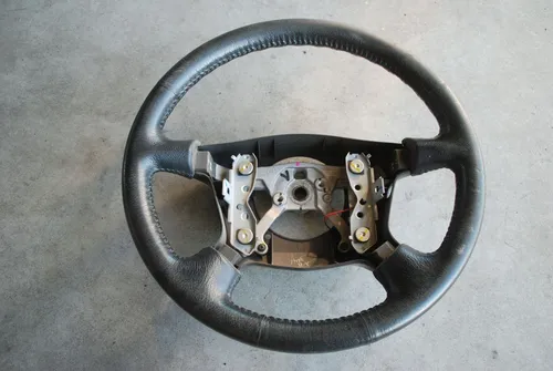 GS12000630 Ford Ranger Steering wheel