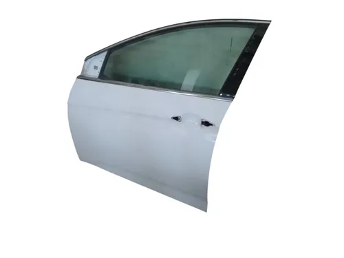 760033Z000 Hyundai i40 Front door