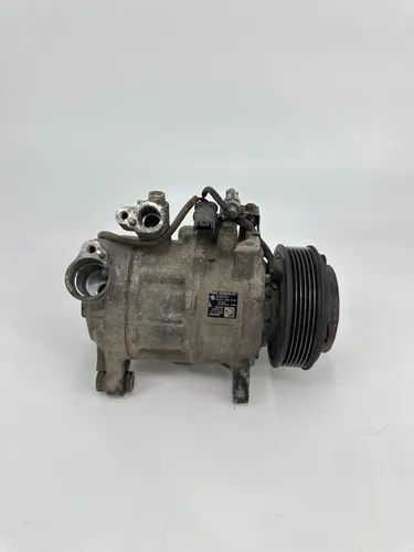 9330829 BMW 2 F22 F23 Air conditioning (A/C) compressor (pump)