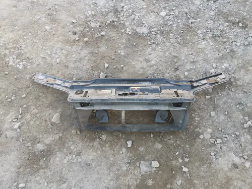 30760541 Volvo XC70 Radiator support slam panel