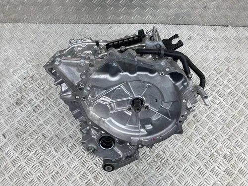 PK9987 Toyota Yaris XP210 Automatic gearbox