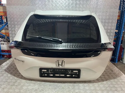 DG18651 Honda Civic X Tailgate/trunk/boot lid