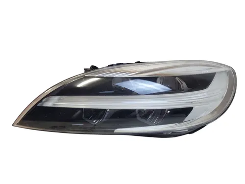 31677020 Volvo V40 Headlight/headlamp