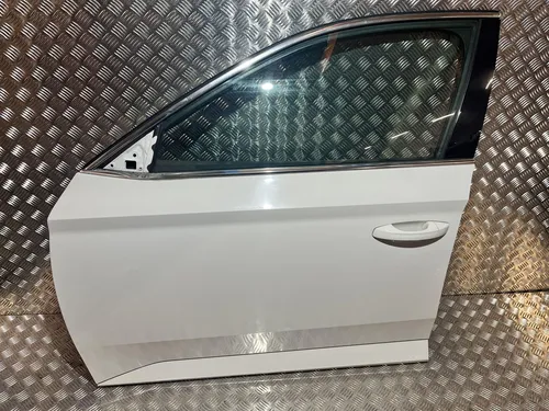 VW26439 Skoda Superb B8 (3V) Front door