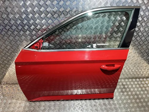 VW25396 Skoda Superb B8 (3V) Front door