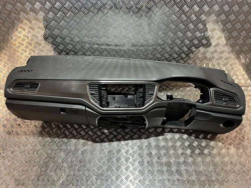 VW24850 Volkswagen T-Roc Dashboard