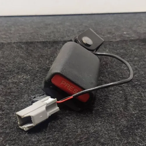 1857740C1C Tesla Model 3 Front seatbelt