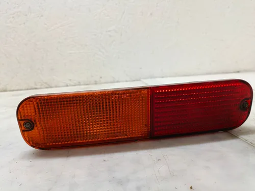 E26130 Land Rover Freelander Rear Tail Bumper Turn Signal