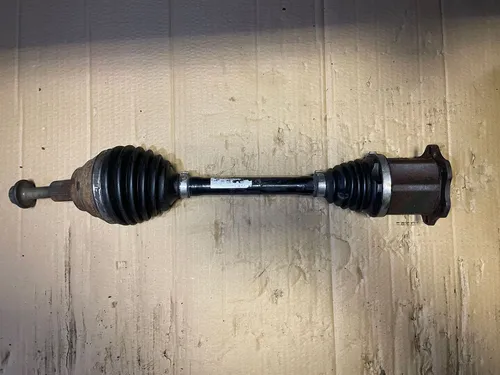 5Q0407271DE Audi A3 S3 8V Front driveshaft