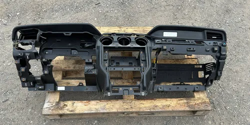 45278630 Ford Mustang VI Dashboard