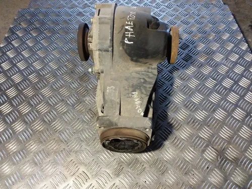 01R525079 Volkswagen Phaeton Rear differential
