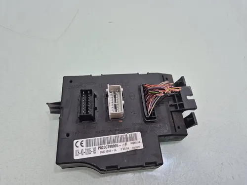 P8200790995F Opel Vivaro Comfort/convenience module