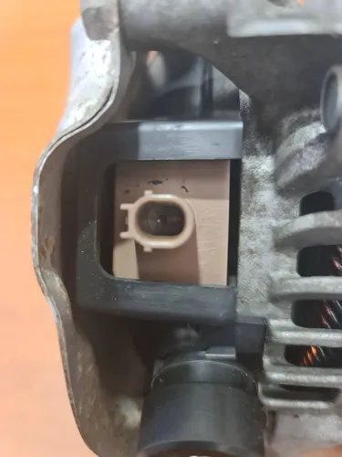 1042101540 Honda CR-V Generator/alternator