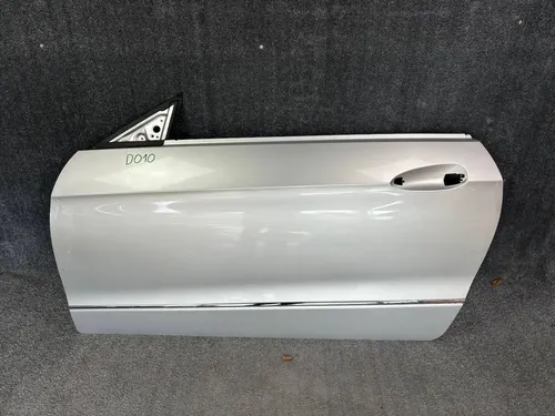 Mercedes-Benz E C207 W207 Front door