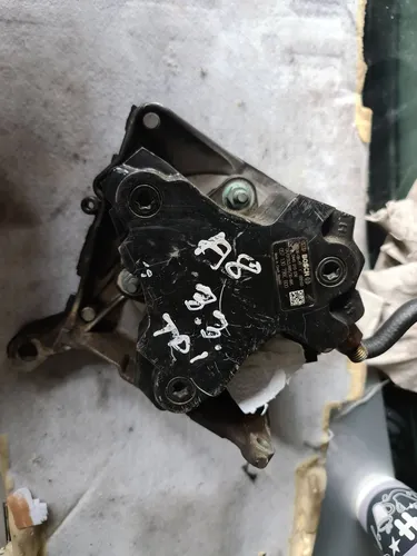 0445010036 Audi A8 S8 D2 4D Fuel injection high pressure pump