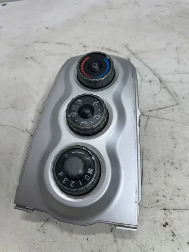 554060D Toyota Yaris Climate control unit
