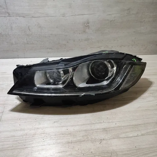 GX6313W030EG Jaguar F-Pace Headlight/headlamp
