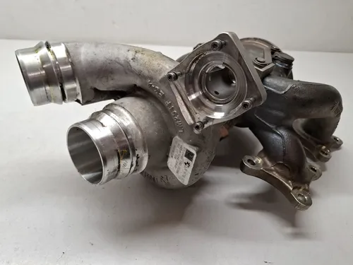 8679021 BMW X7 G07 Turbo