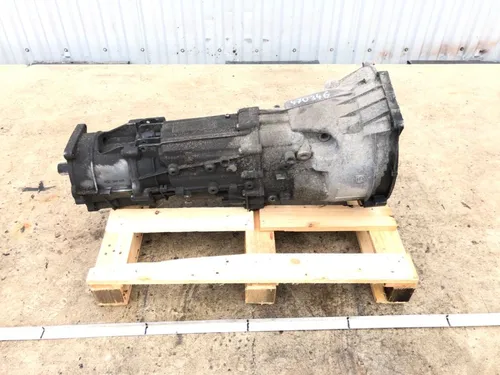 1069401051 BMW X3 E83 Manual 5 speed gearbox