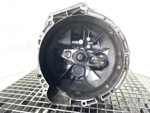 8607322 BMW X1 E84 Manual 5 speed gearbox