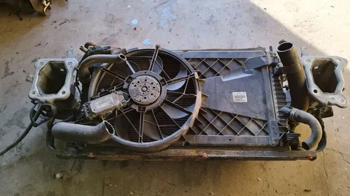 0130307142 Volvo V50 Radiator support slam panel