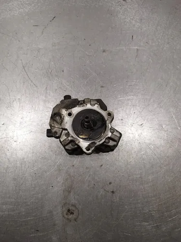 7788670 BMW X3 E83 Fuel injection high pressure pump