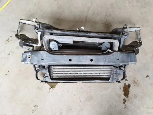 0130307142 Volvo V50 Radiator support slam panel
