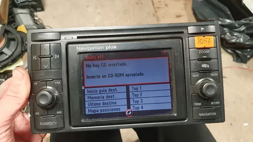 4D0035192J Audi A8 S8 D2 4D Radio/CD/DVD/GPS head unit