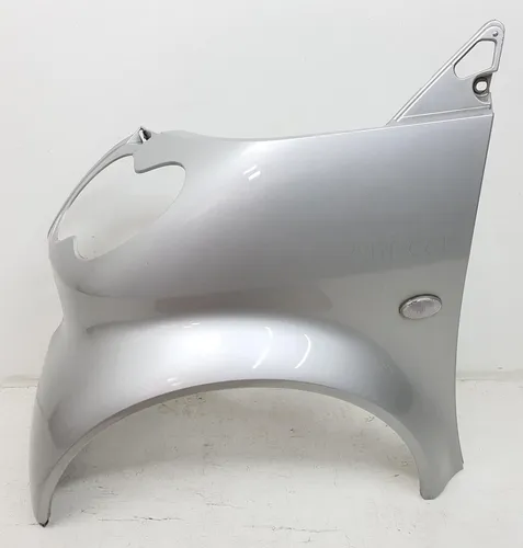 0011150V002 Jaguar XF X250 Fender