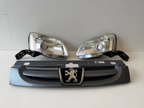 9644758777 Peugeot Partner Front grill