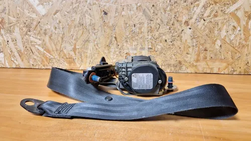 888101h000 KIA Ceed Front seatbelt