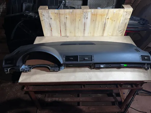 8E1857067 Audi A4 S4 B7 8E 8H Dashboard