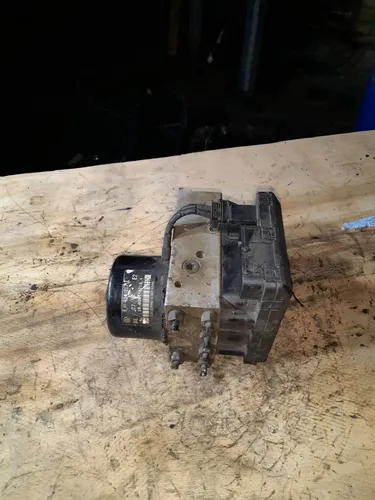 1J0907379Q Volkswagen PASSAT B6 ABS Pump
