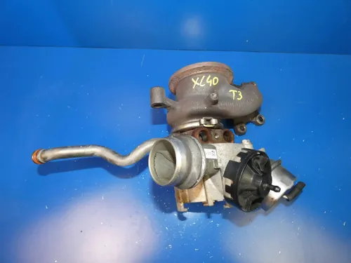32257072 Volvo XC40 Turbo