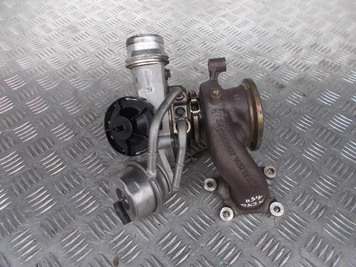 32361510 Volvo XC40 Turbo