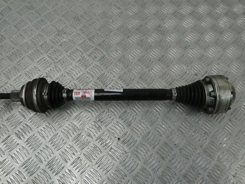 8W0501204J Audi A4 S4 B9 8W Front driveshaft