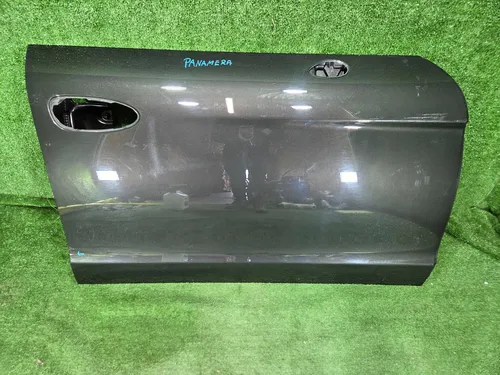97053152201 Porsche Panamera (970) Front door