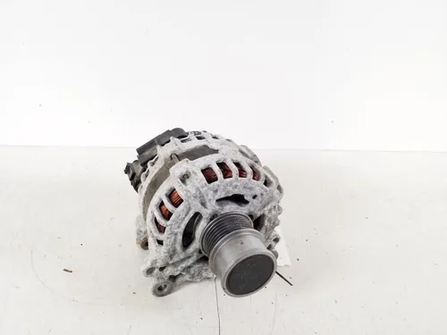 04C903023T Volkswagen Caddy Generator/alternator
