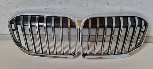 8494817 BMW 7 G11 G12 Front grill
