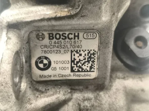 7800123 BMW X5 E70 Fuel injection high pressure pump
