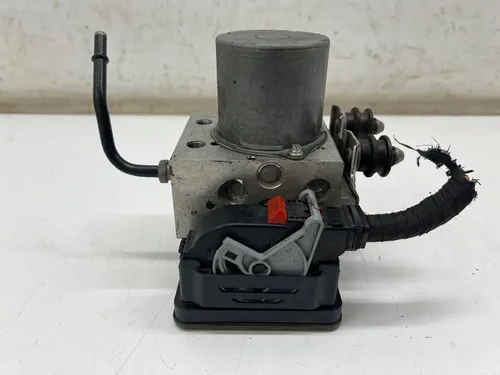9J16141095N Porsche Taycan 9J1 ABS Pump