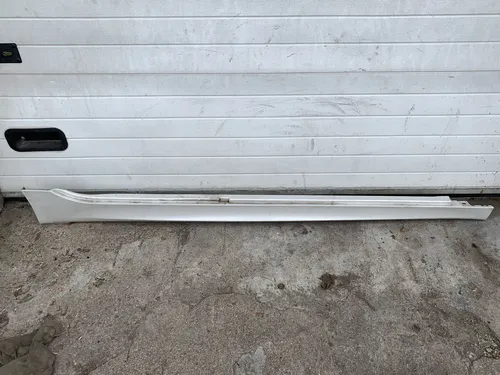 8058860 BMW 2 F46 Sill