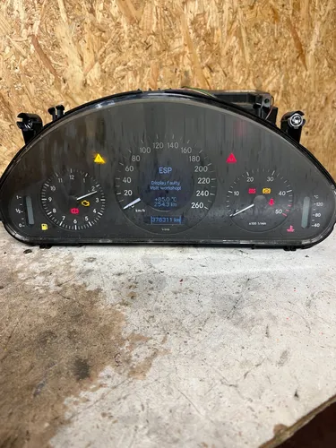 A2115405547 Mercedes-Benz E W211 Speedometer (instrument cluster)
