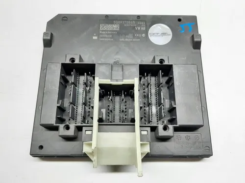 5Q0937084G Audi A3 S3 8V Comfort/convenience module