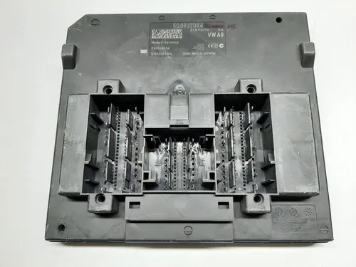 5Q0937084 Audi A3 S3 8V Comfort/convenience module