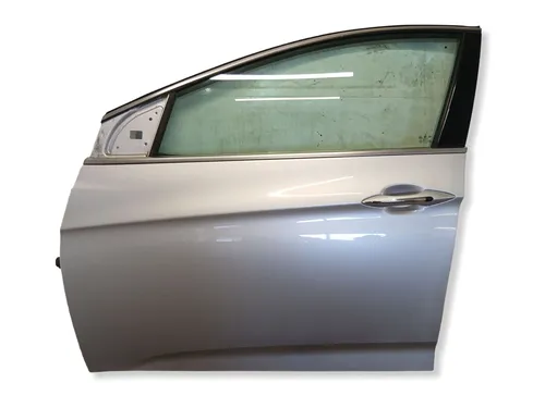 760033Z000 Hyundai i40 Front door