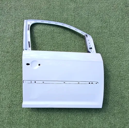 2K5831312 Volkswagen Caddy Front door