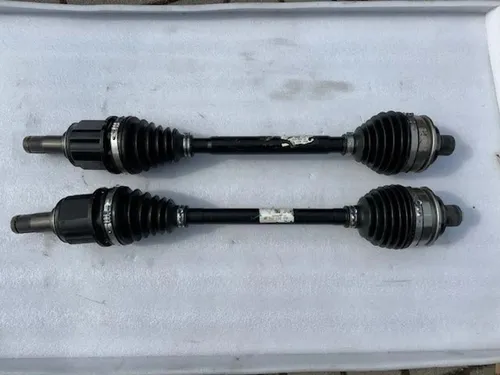 85E407271K Audi A4 S4 B5 8D Front driveshaft