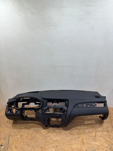 9528791 BMW X3 F25 Dashboard